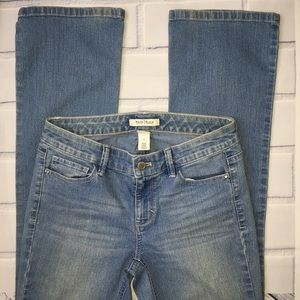 White House Black Market Size 2